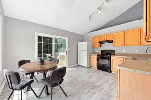 96 Shire Ct, Zebulon, NC 27597 - Photo 8