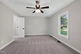 3109 Parkwood Dr, Sanford, NC 27332 - Photo 12