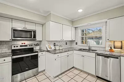 910 S 2nd Street, Smithfield, NC 27577 - Photo 6