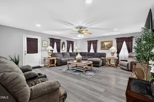56 Lee Ln, Henderson, NC 27537 - Photo 4