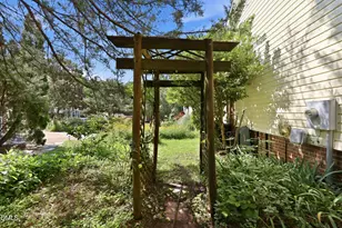203 Red Field St, Cary, NC 27513 - Photo 38