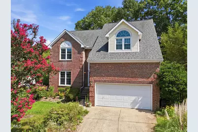 203 Red Field Street, Cary, NC 27513 - Photo 2