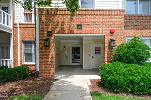 635 Waterford Lake Dr, Cary, NC 27519 - Photo 2