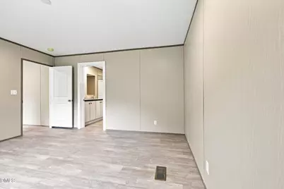 184 Woodsworth Road, Henderson, NC 27537 - Photo 18