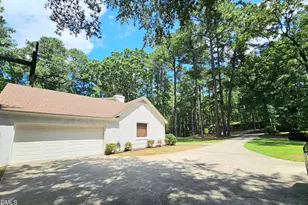 205 Edgewood Dr, Louisburg, NC 27549 - Photo 4