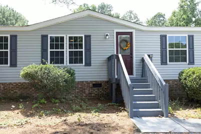 8204 Fieldcrest Lane, Fuquay Varina, NC 27526 - Photo 2