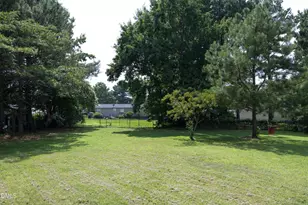 8204 Fieldcrest Ln, Fuquay Varina, NC 27526 - Photo 28