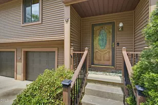 32 S Angela Cir, Durham, NC 27703 - Photo 2