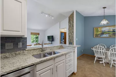 32 S Angela Circle, Durham, NC 27703 - Photo 10
