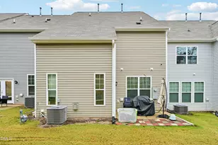 1018 Abbott St, Mebane, NC 27302 - Photo 16