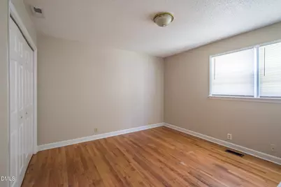 519 E Walnut Avenue, Wake Forest, NC 27587 - Photo 8
