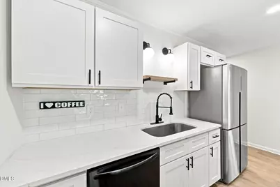 815 Scott Street, Burlington, NC 27215 - Photo 8