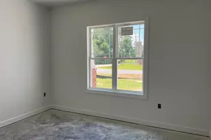 100 Bernie Dr, Selma, NC 27576 - Photo 8