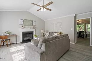 1008 Henchman Ct, Knightdale, NC 27545 - Photo 4