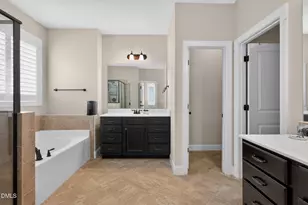 626 Bridgeport Cir, Clayton, NC 27527 - Photo 20