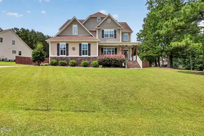 626 Bridgeport Circle, Clayton, NC 27527 - Photo 2