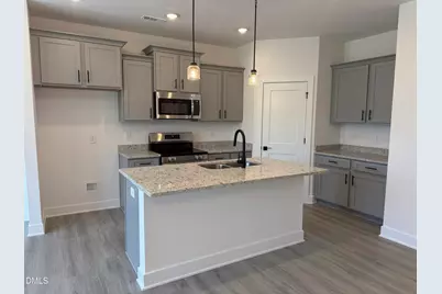 2015 Tharrington Way, Rocky Mount, NC 27803 - Photo 4