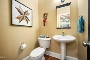 317 Sunset Grove Dr, Holly Springs, NC 27540 - Photo 10