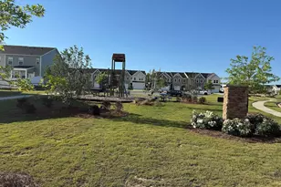 277 Paramount Dr, Smithfield, NC 27577 - Photo 14
