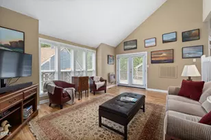 5739 Sentinel Dr, Raleigh, NC 27609 - Photo 4