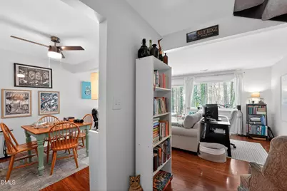 220 Elizabeth Street #Apt A15, Chapel Hill, NC 27514 - Photo 2