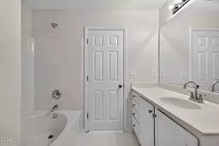 5710 Corbon Crest Ln, Raleigh, NC 27612 - Photo 14
