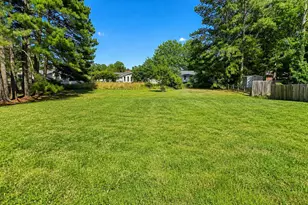 604 Sexton Ave, Zebulon, NC 27597 - Photo 32