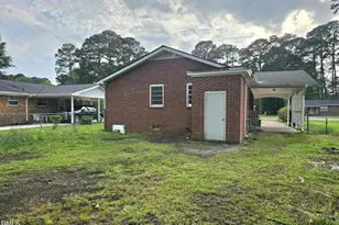 408 Oak St, Smithfield, NC 27577 - Photo 18