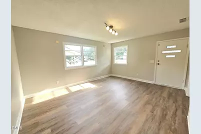408 Oak Street, Smithfield, NC 27577 - Photo 6