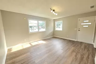 408 Oak St, Smithfield, NC 27577 - Photo 6