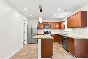 1026 Statler Dr, Durham, NC 27703 - Photo 14