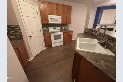27 Great View Court, Clayton, NC 27527 - Photo 4