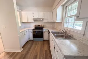 102 Old Maple Ln, Durham, NC 27713 - Photo 2