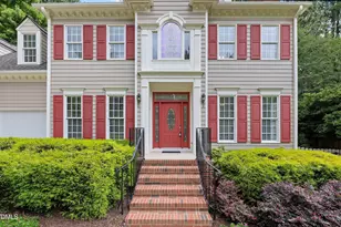 107 Lulworth Ct, Cary, NC 27519 - Photo 2