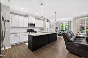 8045 Windthorn Pl, Cary, NC 27519 - Photo 8