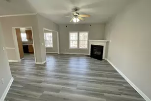 825 Brookhannah Ct, Fuquay-Varina, NC 27526 - Photo 4