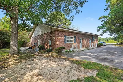 12821 N Carolina 242 Highway S, Bladenboro, NC 28320 - Photo 36