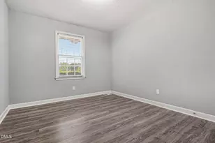 12821 North Carolina 242 Hwy S, Bladenboro, NC 28320 - Photo 20