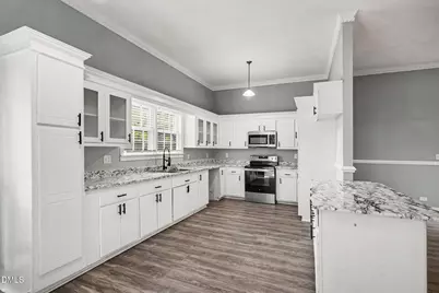 12821 N Carolina 242 Highway S, Bladenboro, NC 28320 - Photo 14
