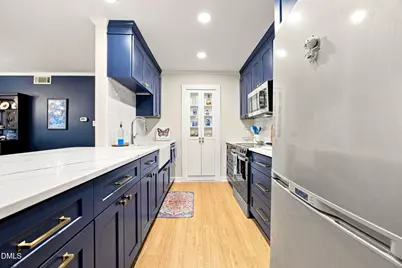 4513 Edwards Mill Road #E, Raleigh, NC 27612 - Photo 2