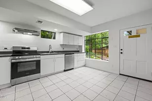 3026 Devonshire Dr, Raleigh, NC 27607 - Photo 28