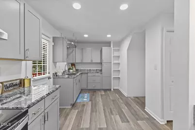 2905 Benjamin Hill Circle, Raleigh, NC 27610 - Photo 8