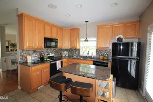 317 Kinellan Ln, Cary, NC 27519 - Photo 8
