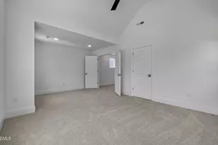 518 Heather Dr, Raleigh, NC 27606 - Photo 30