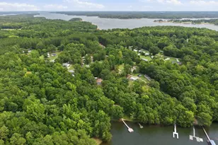 95 N Waters Edge Ln, Henderson, NC 27537 - Photo 8