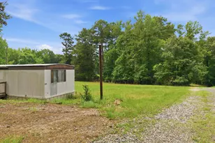 95 N Waters Edge Ln, Henderson, NC 27537 - Photo 16