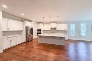 1279 Dairy Glen Dr, Fuquay-Varina, NC 27526 - Photo 2