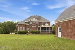 4701 Bayview Dr, Wilson, NC 27896 - Photo 6