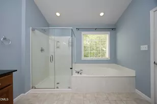 13304 Ashford Park Dr, Raleigh, NC 27613 - Photo 26
