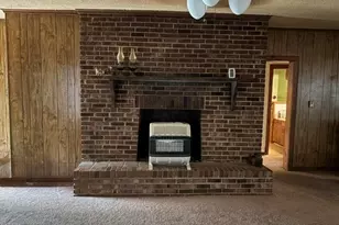 106 3rd St, Erwin, NC 28339 - Photo 4